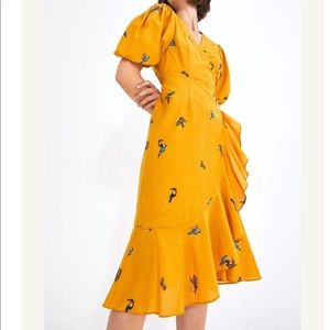 Jungle Tucanos Wrap Midi Dress